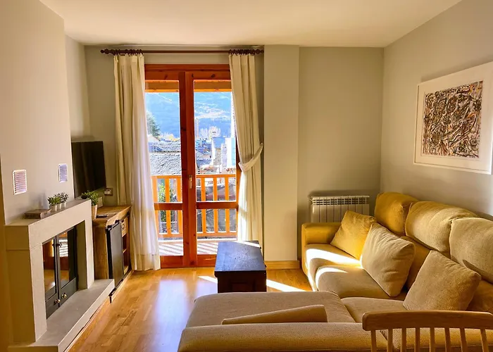 Apartamento En El Centro De Benasque Con Piscina